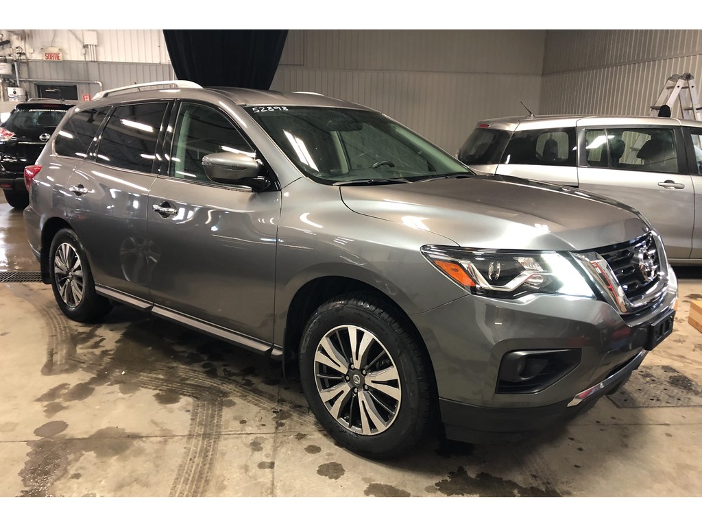 Nissan Pathfinder SV AWD A/C MAGS