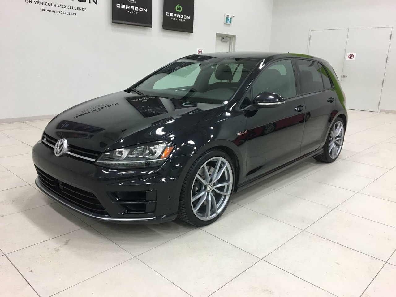  Volkswagen Golf R TECH. PACKAGE