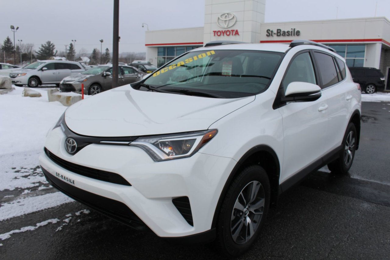  Toyota RAV4 LE AWD BLUETOOTH