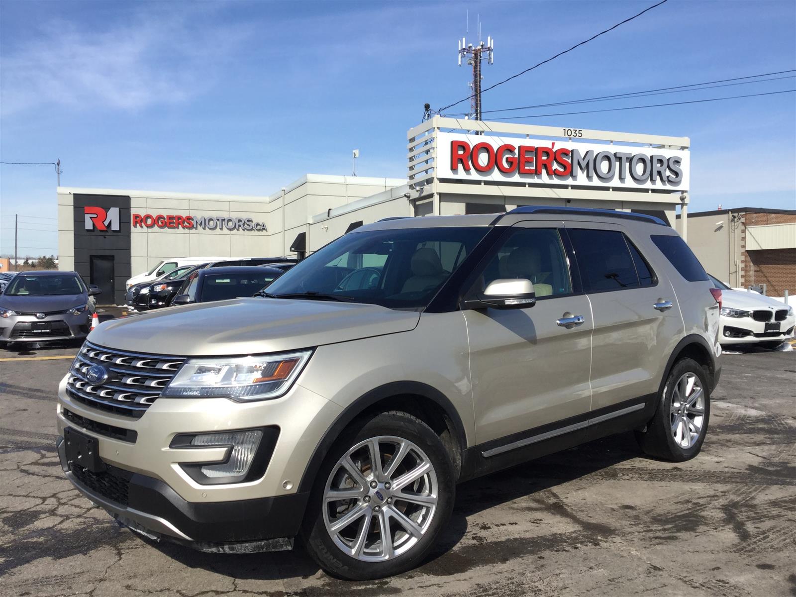  Ford Explorer LTD 4WD - 7 PASS - NAVI - PANO ROOF -