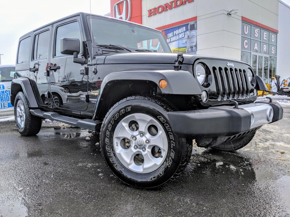  Jeep Wrangler SAHARA 4X4 + GARANTIE JEEP COMPLÈTE 5ANS