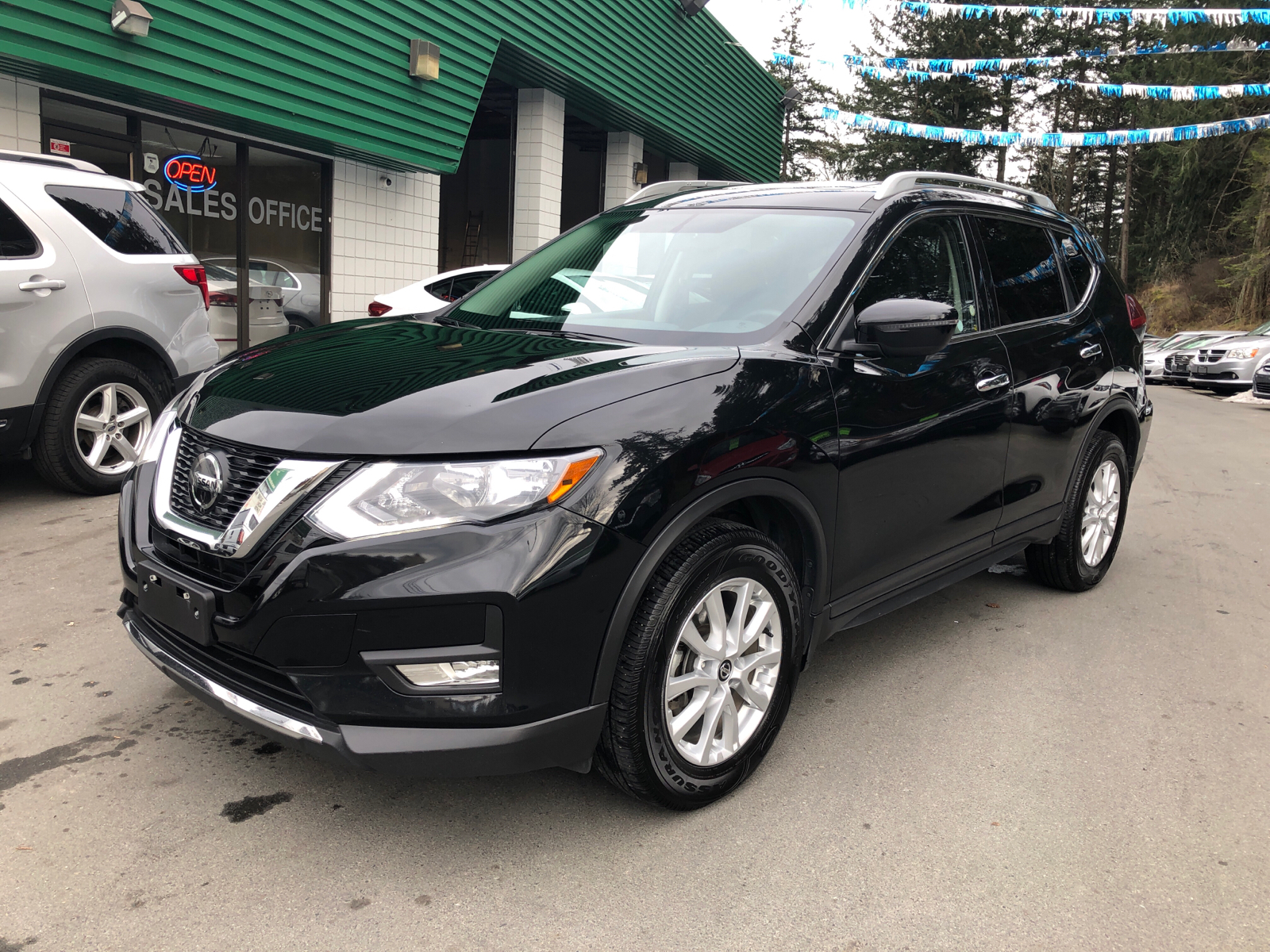  Nissan Rogue SV AWD W/ROOF