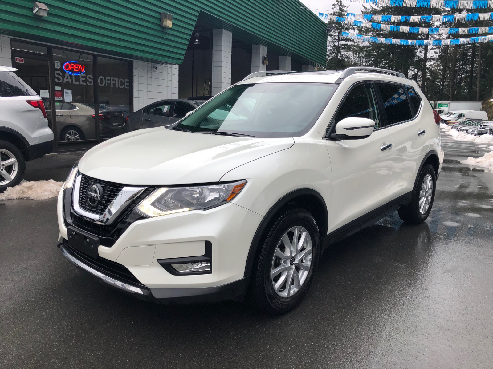  Nissan Rogue SV W/ROOF AWD