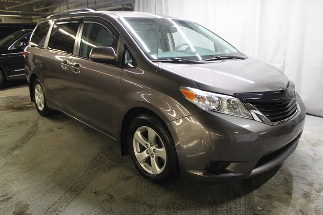  Toyota Sienna LE (BLUETOOTH,SIEGES ELECTRIQUE,CAMERA)