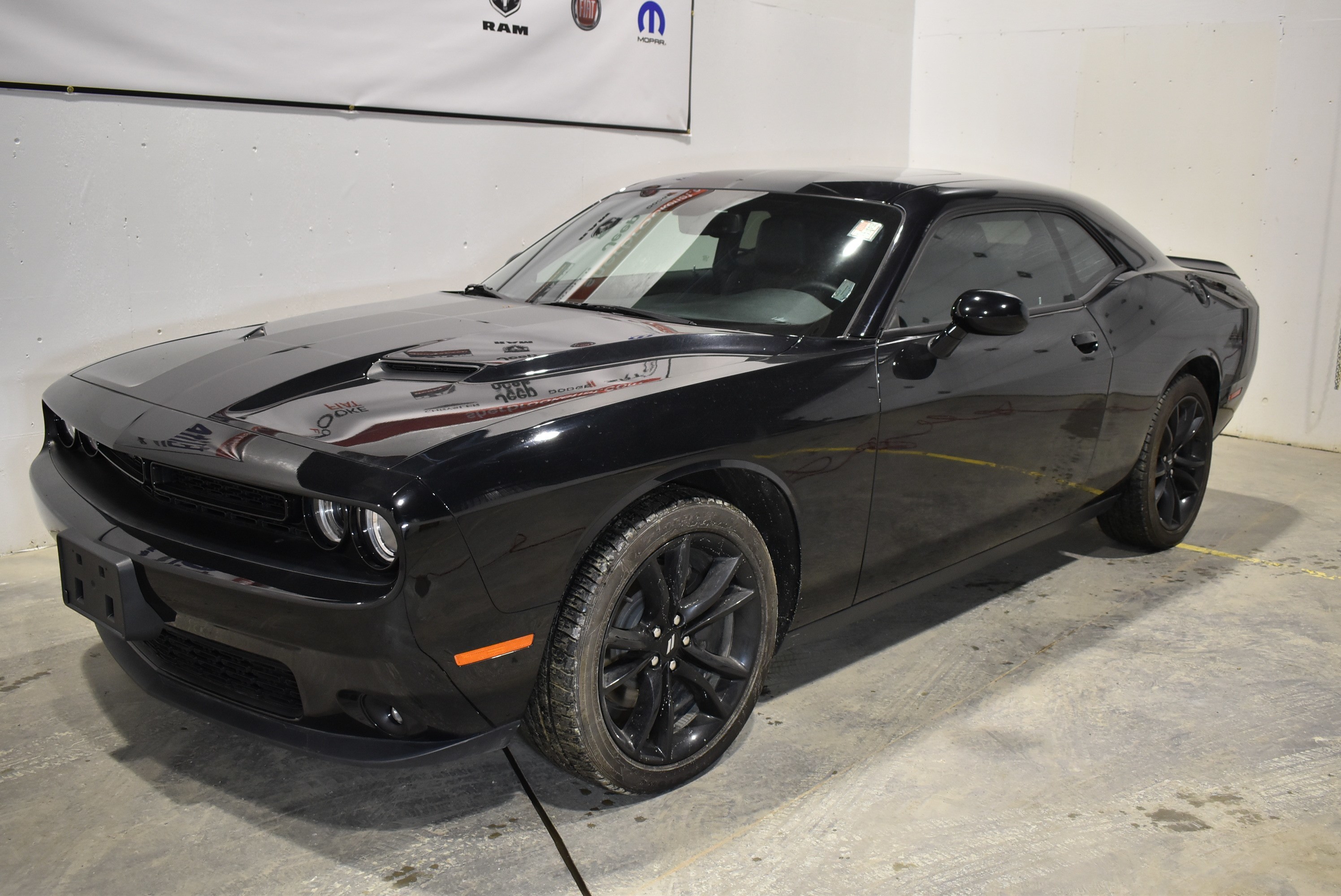  Dodge Challenger SXT