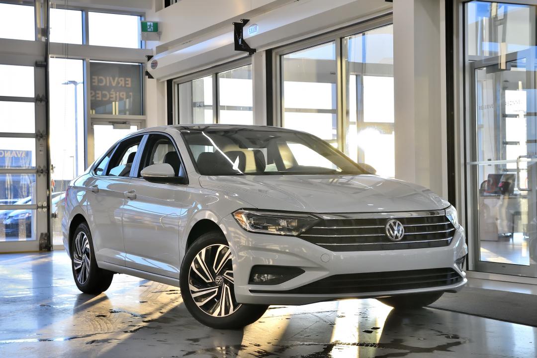  Volkswagen Jetta EXECLINE + DRIVER ASSIST