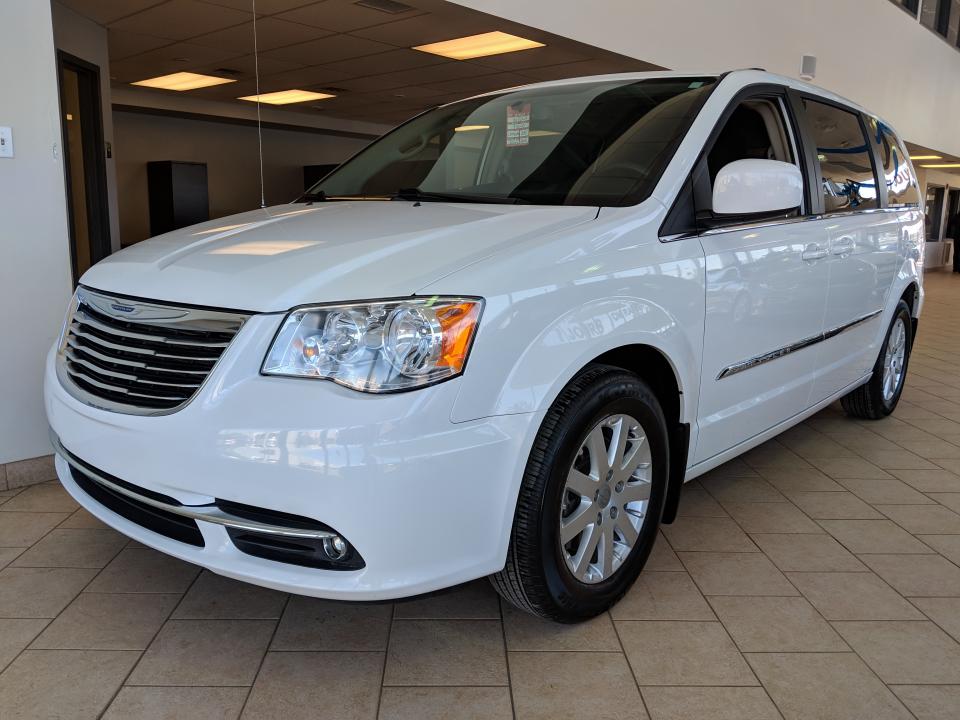  Chrysler Town andamp Country TOURING