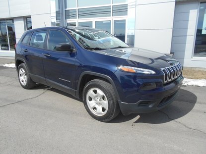  Jeep Cherokee SPORT 4X4 PLAN D`OR