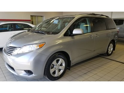  Toyota Sienna LE 8 PASSENGER