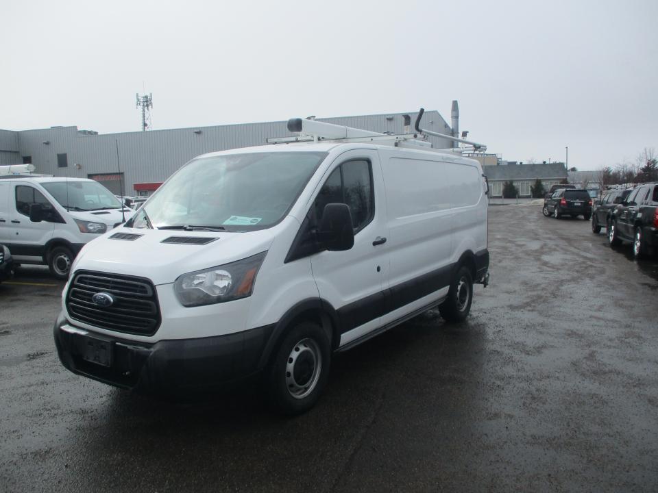  Ford Transit T-150 TOIT BAS 130 PO