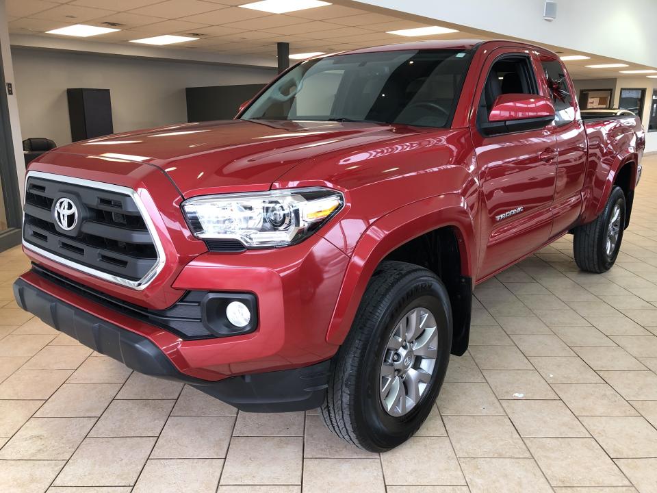  Toyota Tacoma 4X4 SR5 V6 A/C CRUISE