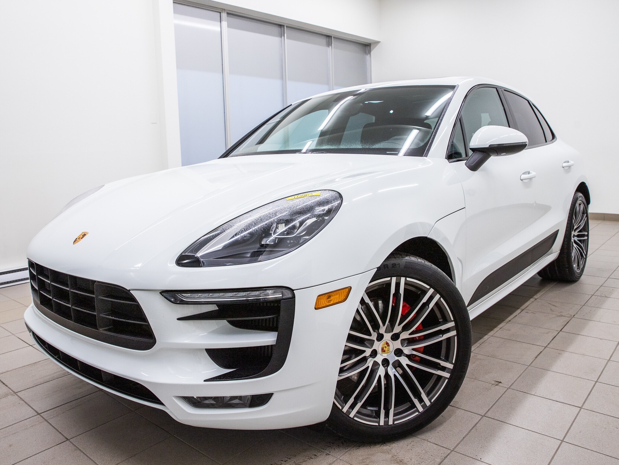  Porsche Macan GTS AWD BI TURBO