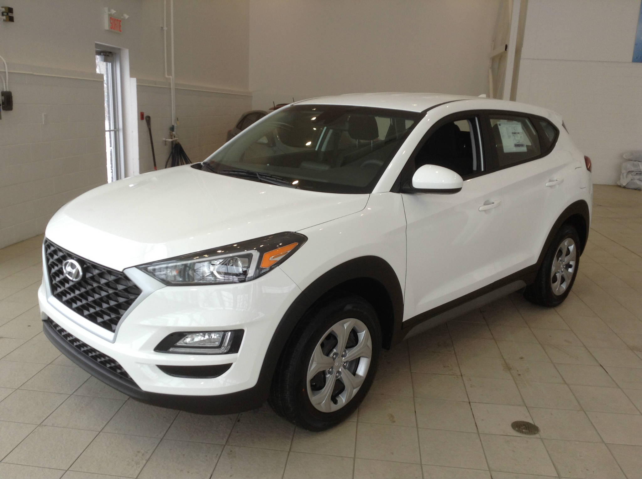  Hyundai Tucson AWD ESSENTIEL + 700$ BONI