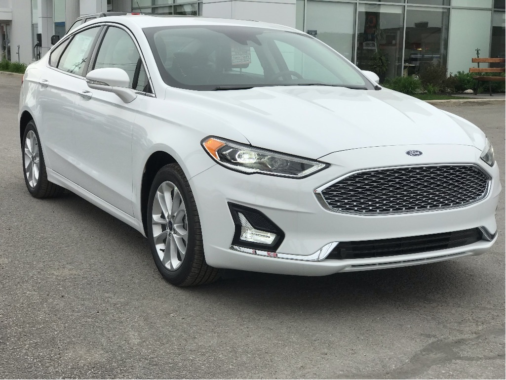  Ford Fusion ENERGI TITANIUM/850A/2.0L