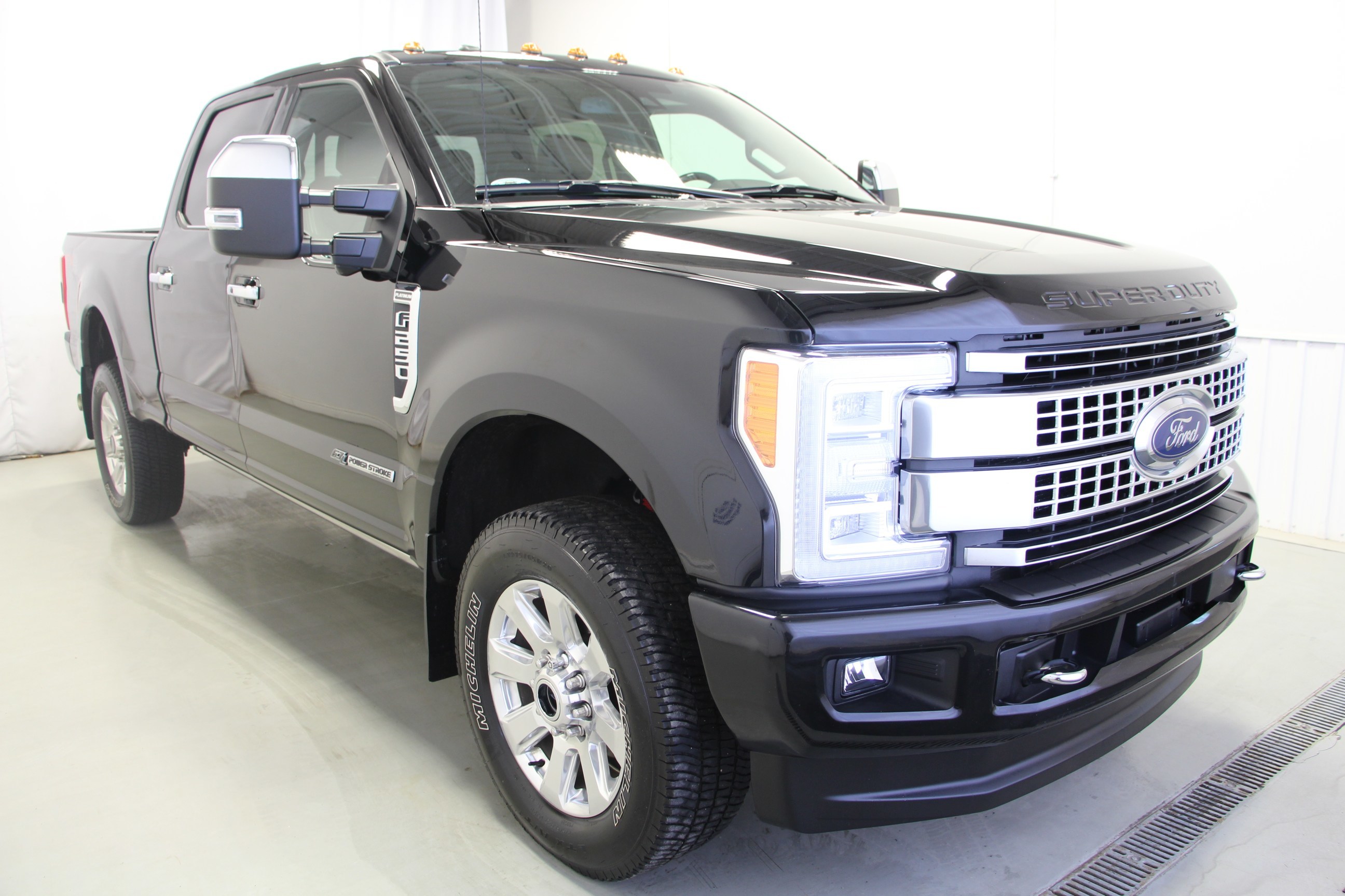  Ford F-250 PLATINUM