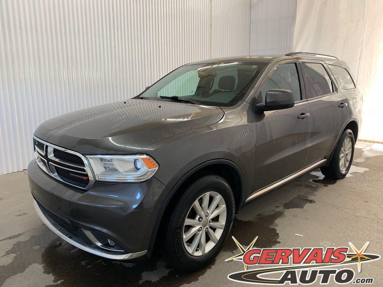  Dodge Durango SXT AWD 6 PASSAGERS