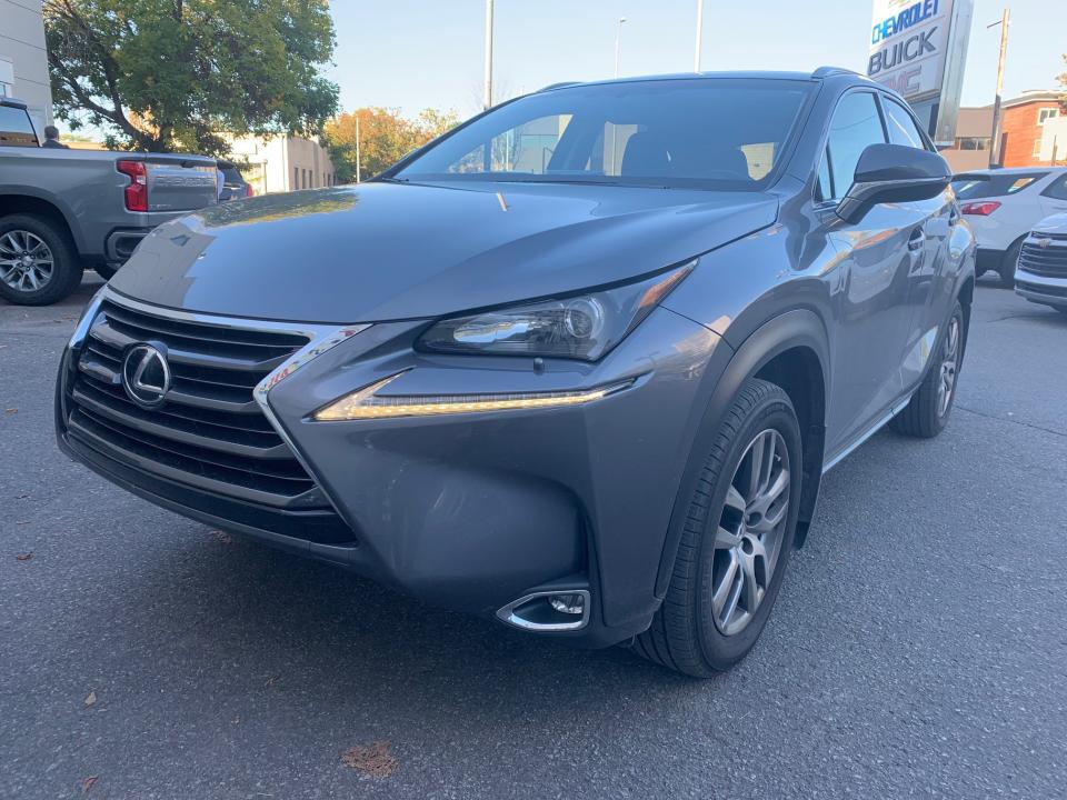  Lexus NX200t TRACTION INTéGRALE, 4 PORTES