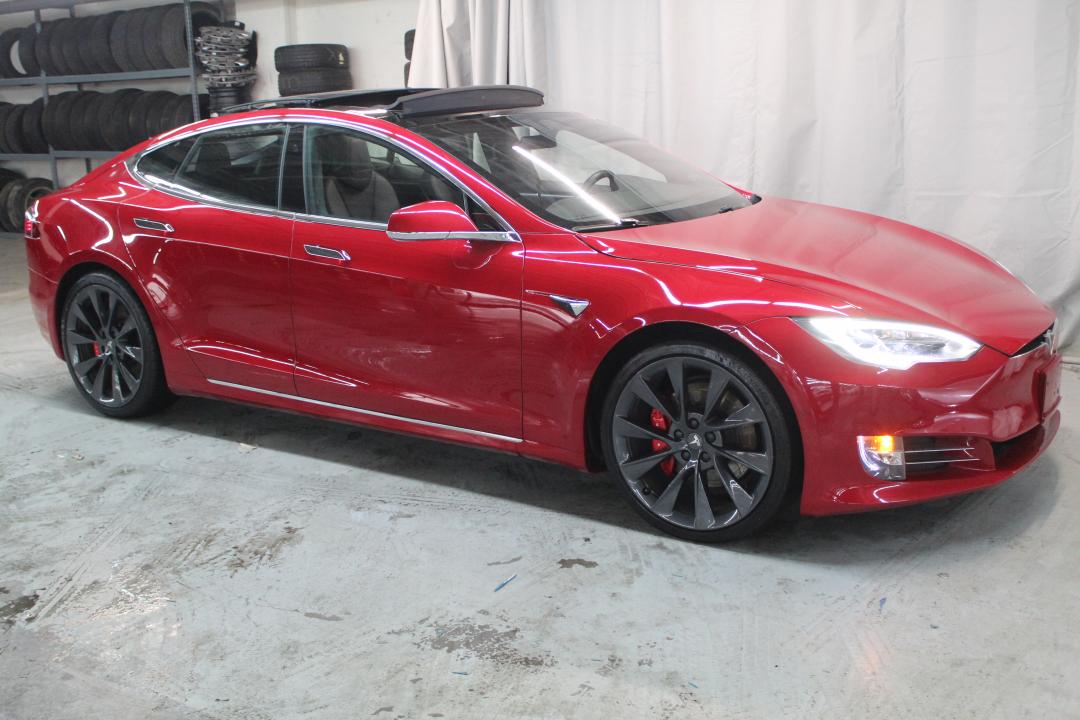  Tesla S P100D (BA KILO KM WOW !!) 100% ELE
