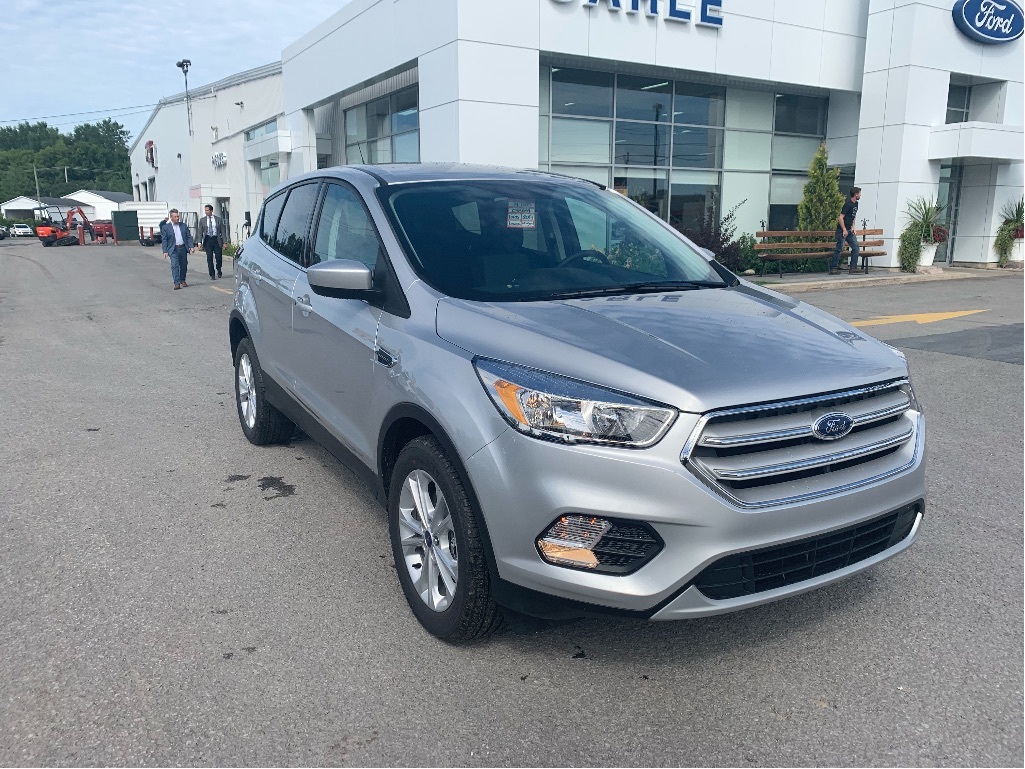  Ford Escape SE AWD / 200A/ V4 1.5L. ECOBOOST