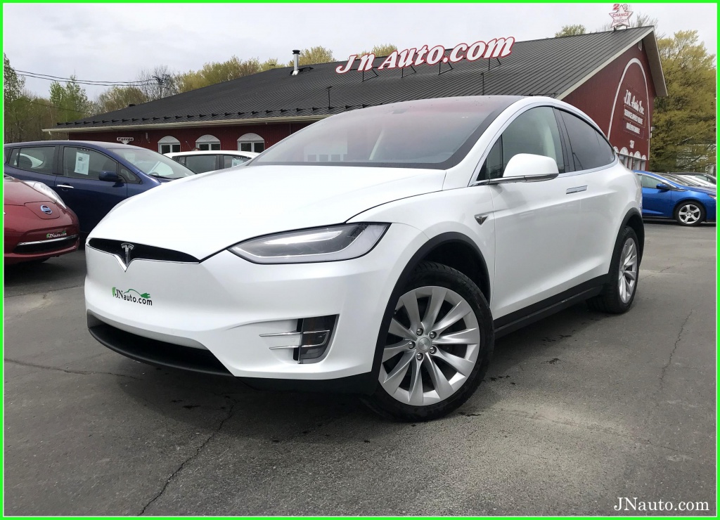  Tesla X