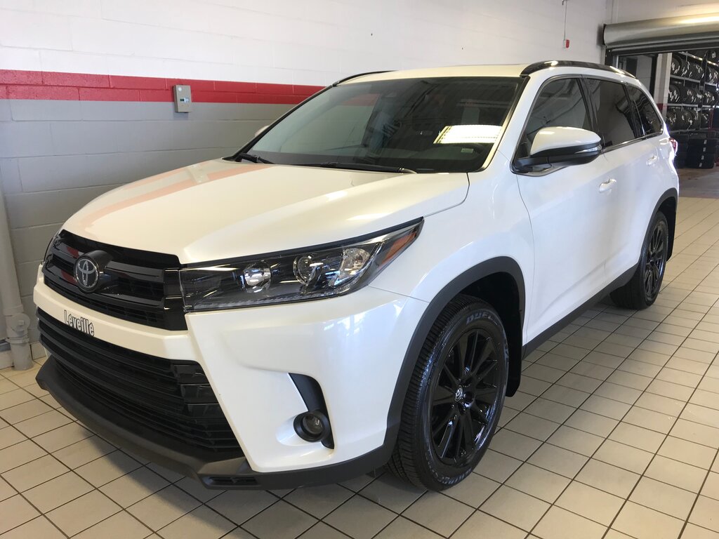  Toyota Highlander SE 7PASSAGERS