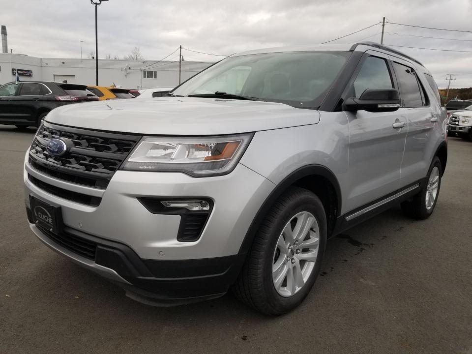  Ford Explorer XLT,AWD, V6 3.5L, 7 PASSAGERS,