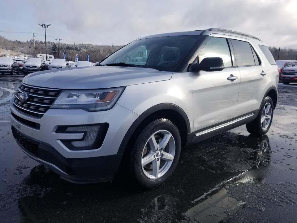  Ford Explorer XLT AWD, GPS, UN  AU PRIX D'UN 