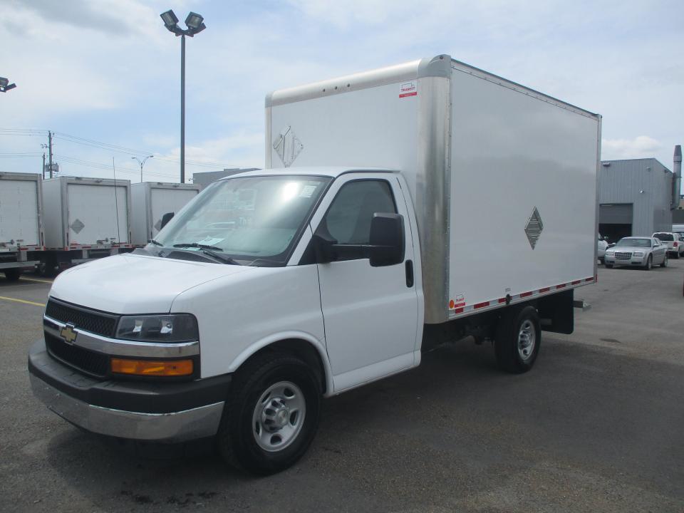  Chevrolet Express  CHEVROLET  CUBE 12 PIED