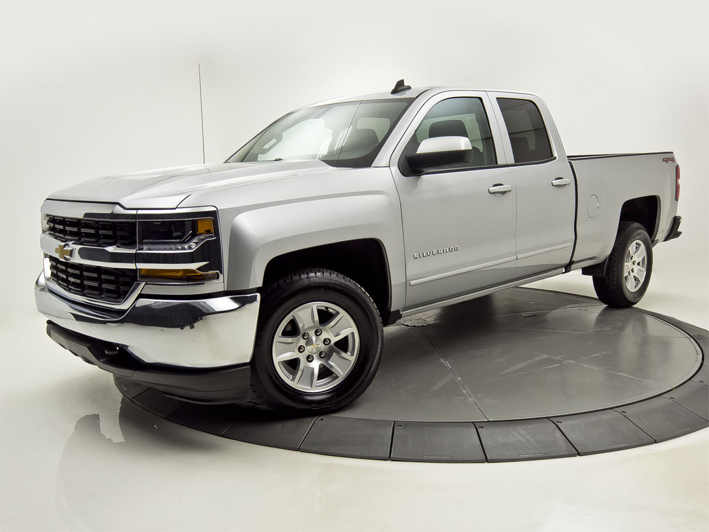  Chevrolet silverado  AWD CAM DE RECUL