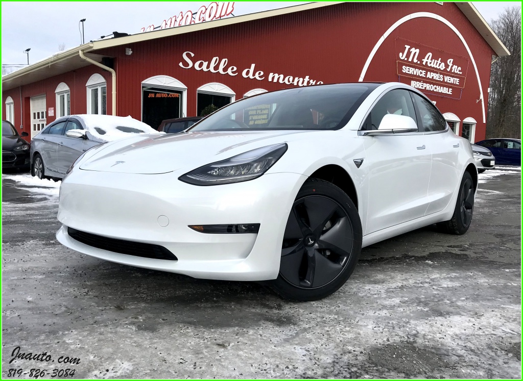  Tesla 3