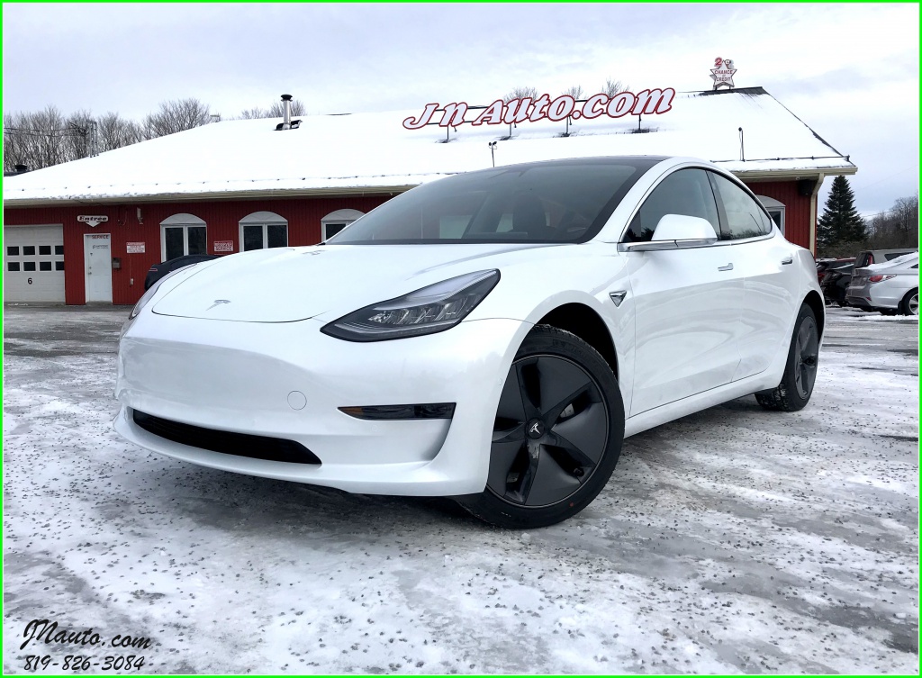  Tesla 3