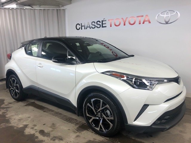  Toyota C-HR XLE