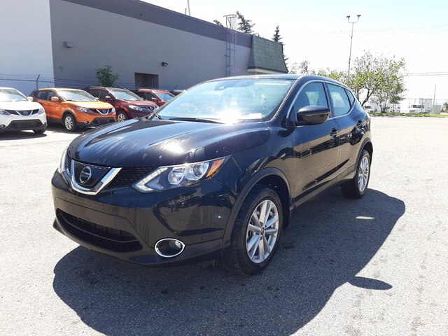  Nissan Rogue Sport in Calgary, Alberta, $