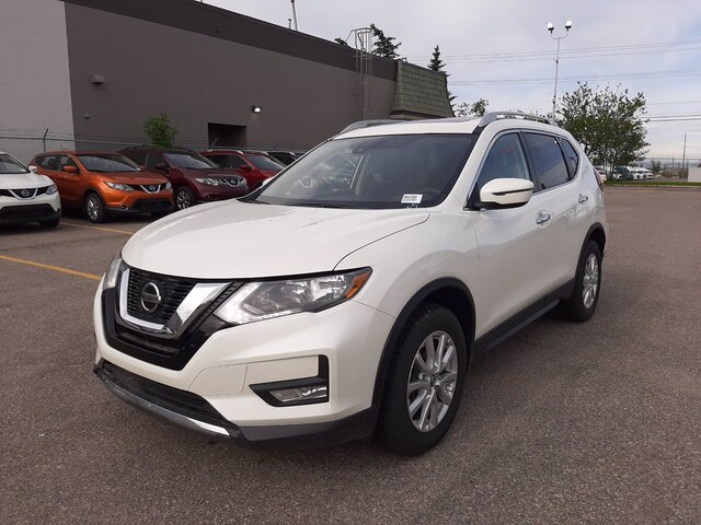  Nissan Rogue in Calgary, Alberta, $